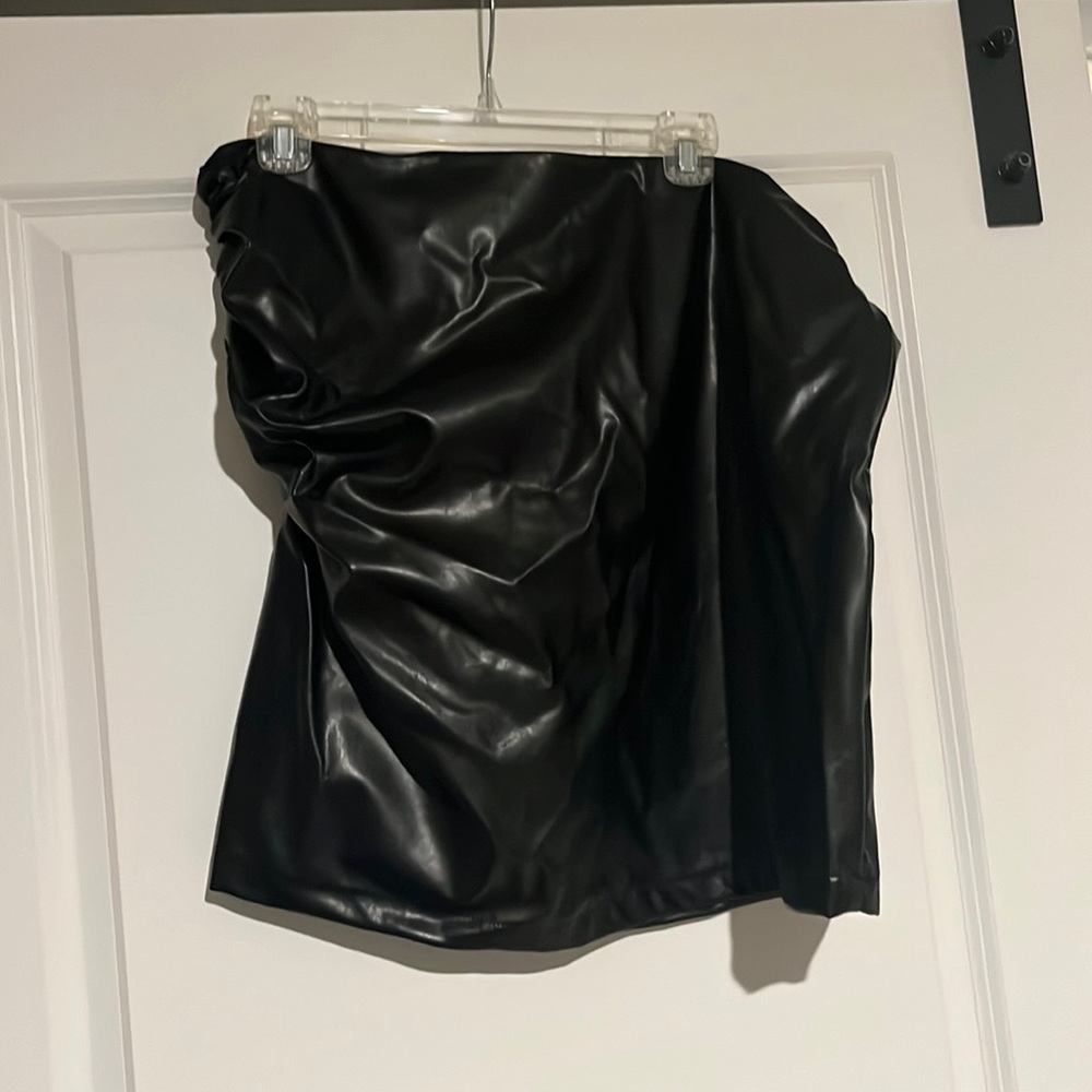 Black rouched leather mini